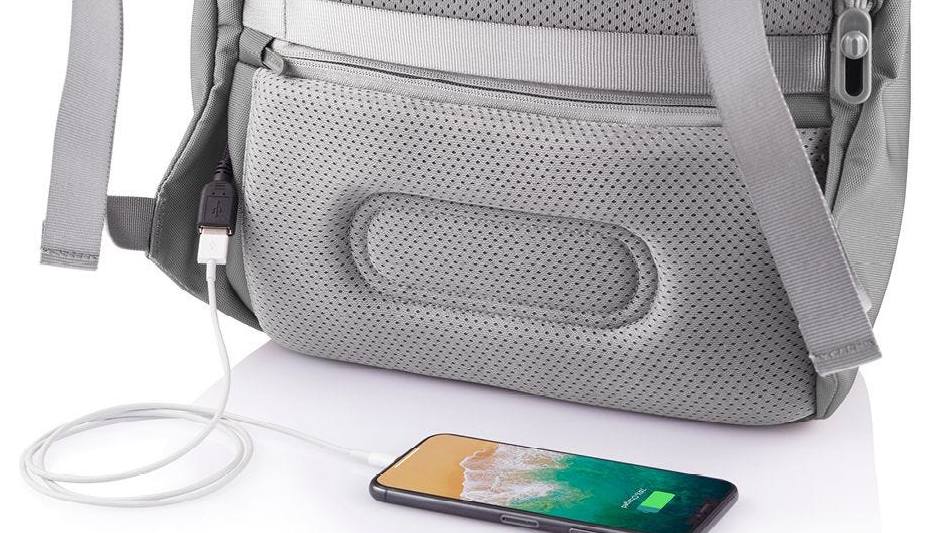 Backpack Bobby Soft, anti-theft, P705.792 for Laptop 15.6