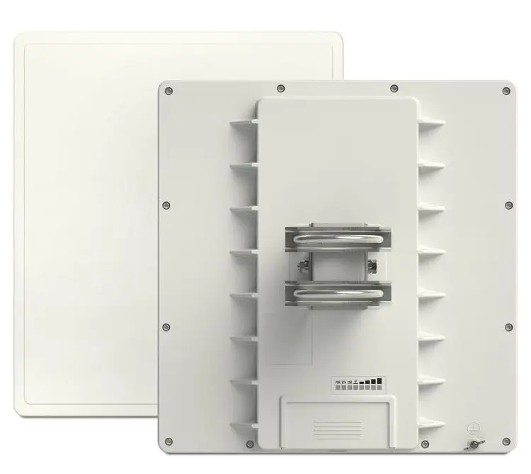 Mikrotik RB911G-5HPacD-QRT, QRT 5 AC - photo