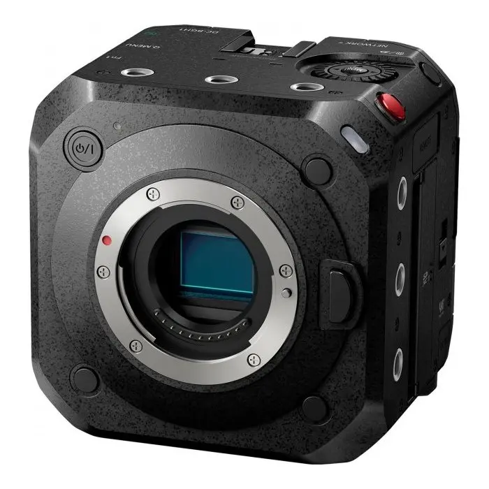 Camcorder Panasonic DC-BGH1EE & Leica DG VarioElmarit 8-18mm f/2.8-4.0 ASPH, H-E08018E, AG-VBR59 KIT - photo